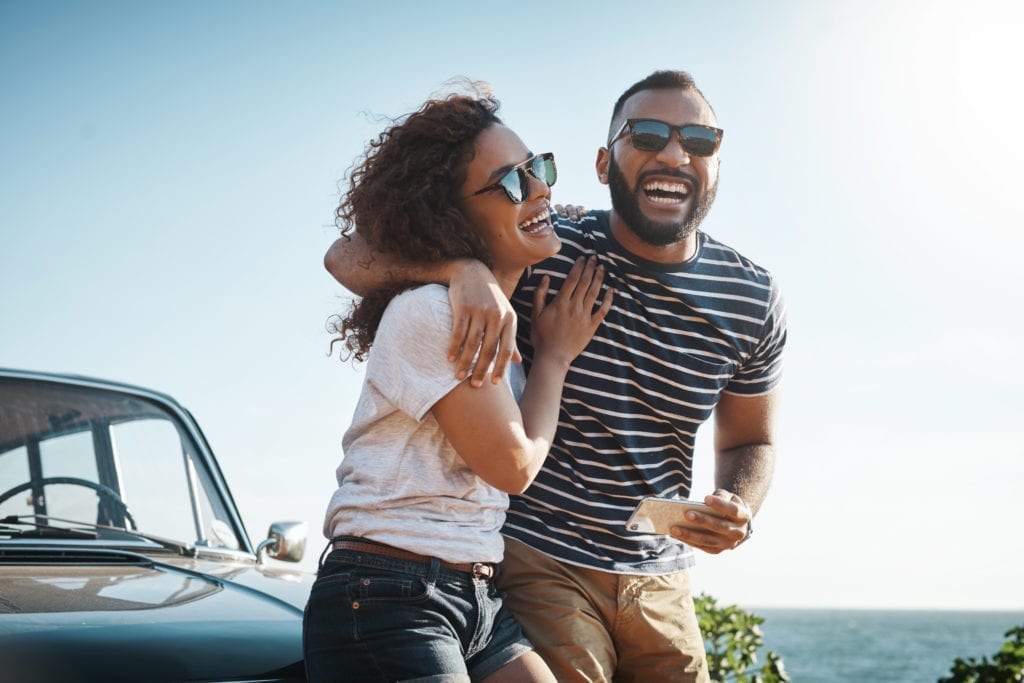 couple heureux et amoureux